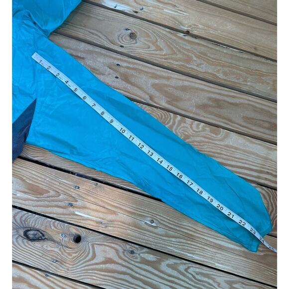 Montbell Hooded Jacket Size Medium Women’s Turquoise Full Zip - Picture 8 of 8